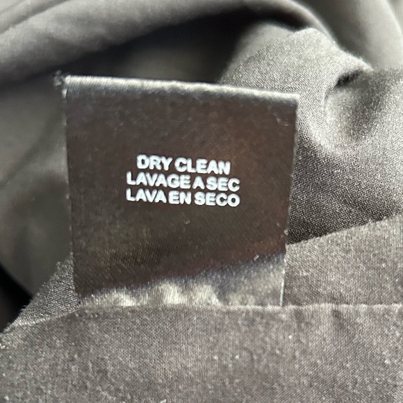 Badgley Mischka Black Long Sleeve Gown - Picture 12 of 15